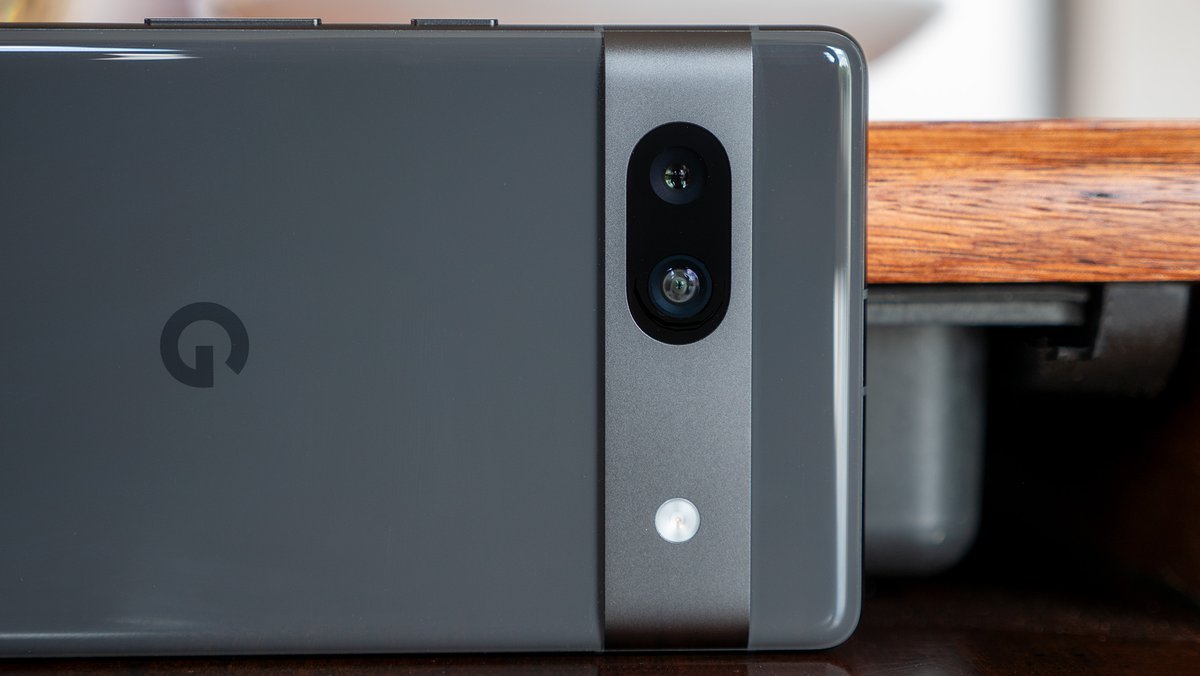 aivanet's tweet image. #News #Android #Android43 Google says a budget Pixel phone is not in the cards dlvr.it/SxCSqn