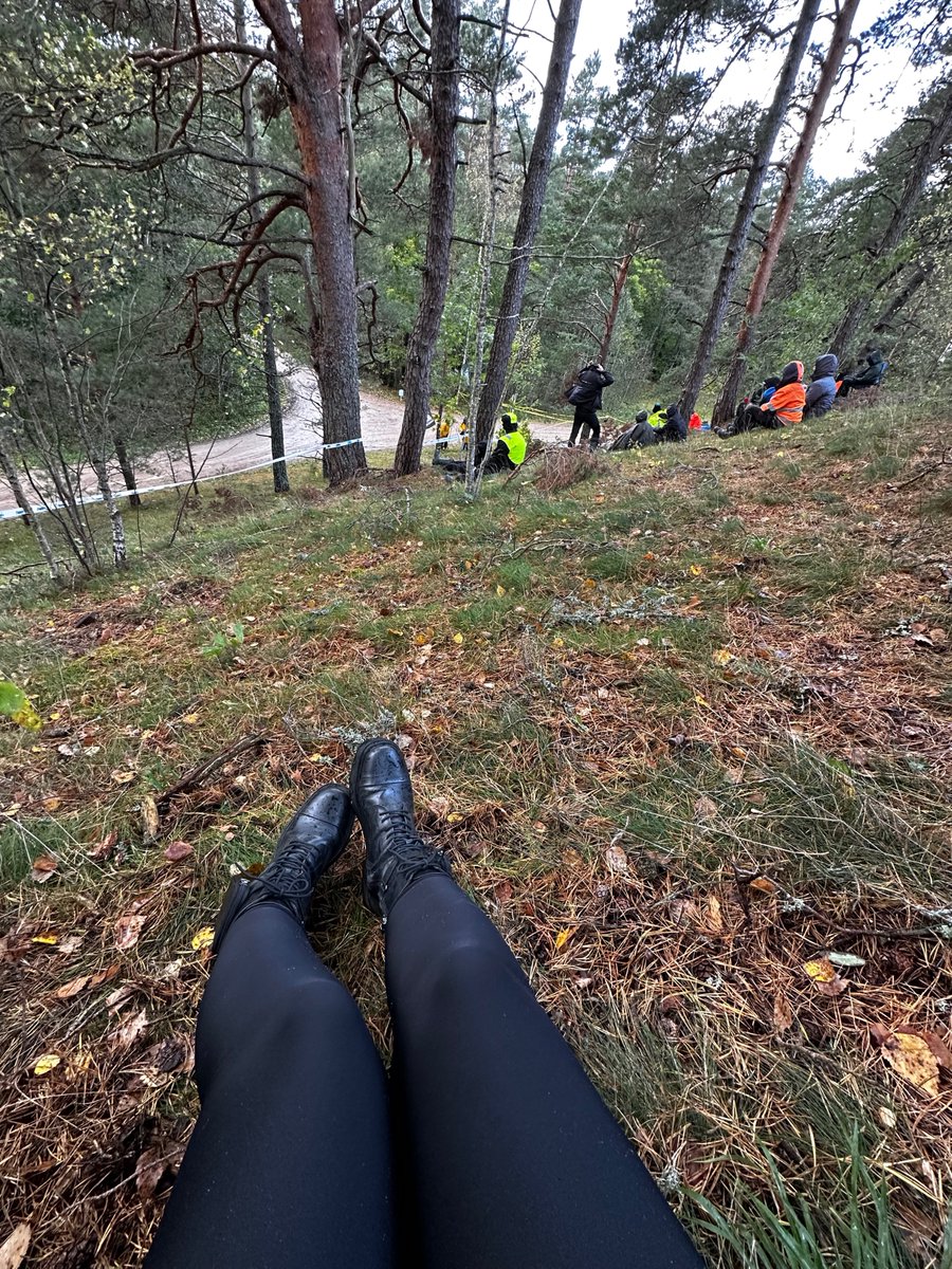 triinkd's tweet image. Well-well, this year's Saaremaa Rally was quite of an experience. Through storm: 30 m/s wind, rain and mud, but still the coolest event of the year. Don't have much proper content from this weekend, so here are some random bits and pieces.
#SaaremaaRally2023