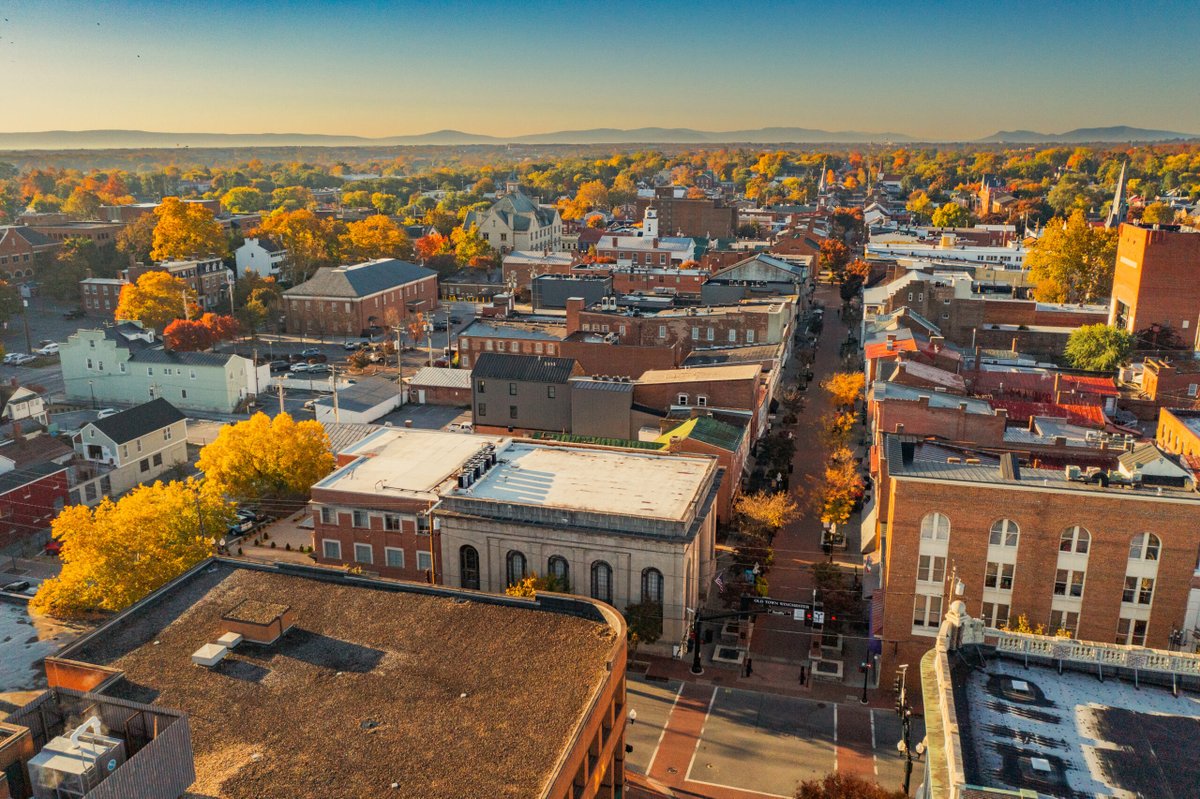 VisitShenandoahValley (@visitshenvalley) on Twitter photo What does the perfect Northern #ShenandoahValley #fallgetaway look like? We have three days sketched out for your consideration. 🍂
visitshenandoah.org/whats-new/a-pe…
<a href="/VisitorsCenter/">Winchester VA</a> <a href="/martinsburg_wv/">Visit Martinsburg WV</a> <a href="/VisitShenCoVA/">Shenandoah County VA</a> What does the perfect Northern #ShenandoahValley #fallgetaway look like? We have three days sketched out for your consideration. 🍂
visitshenandoah.org/whats-new/a-pe…
<a href="/VisitorsCenter/">Winchester VA</a> <a href="/martinsburg_wv/">Visit Martinsburg WV</a> <a href="/VisitShenCoVA/">Shenandoah County VA</a>