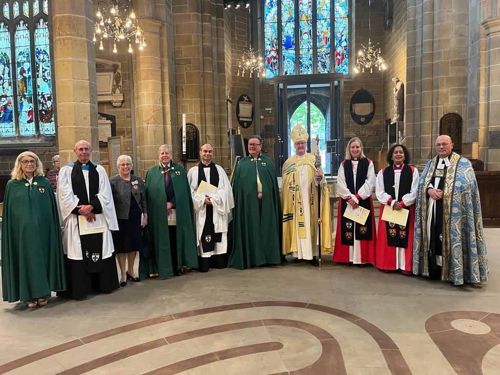 …. and in the afternoon we welcomed no fewer than seven new members of the College of Canons, collated and licensed by @nickbaines and installed by Dean Simon @LeedsCofE