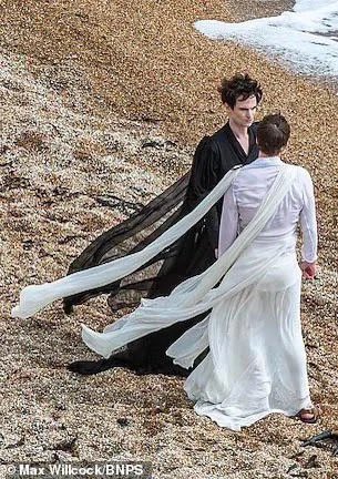 #TheSandman director Jamie Childs teases season 2 👀

“We're doing Greek tragedy, and then we're doing cyberpunk, and we're doing contemporary drama, or we're doing cat and mouse chess stuff. It's honestly it's such a fun show to work on for that reason.”

[Via. @ScreenRant]