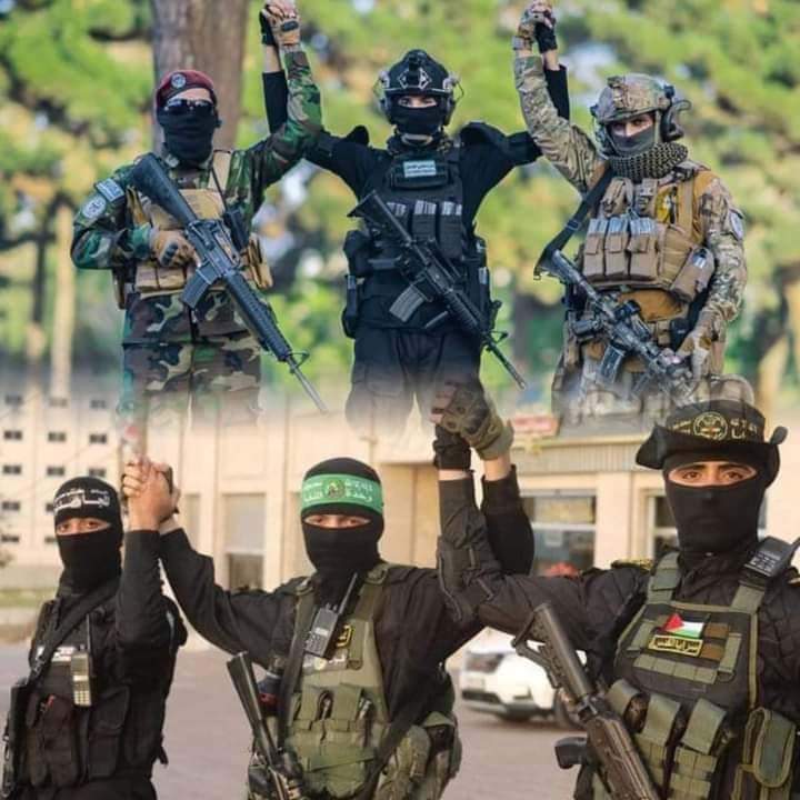 الحمدلله نور هغه پاشلی، ټوټه شوی امت د اتحاد په تیار پېیل کېږي او یو موټی کېږي.
ان شاءالله
افغاني او فلسطیني غازیان. ☝