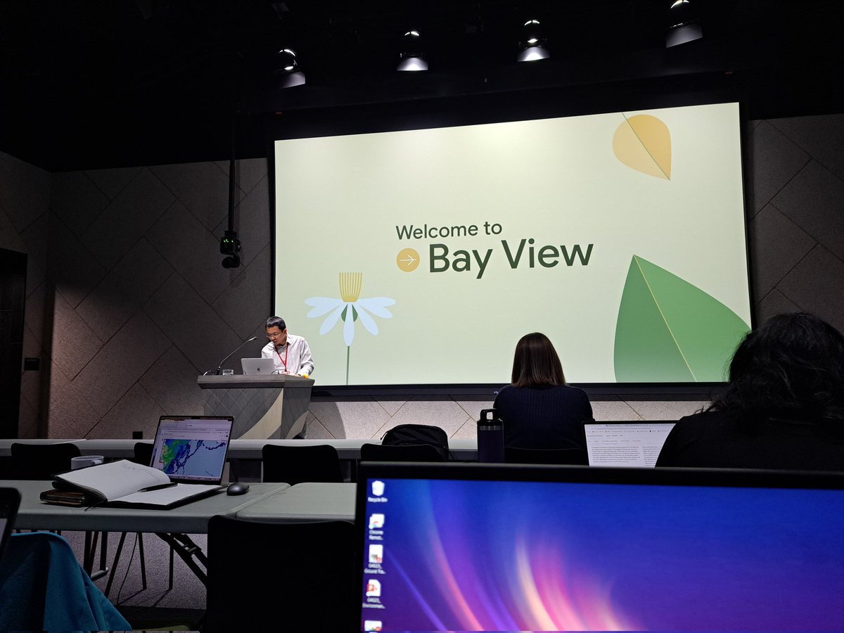 So excited to be here in person at #GeoForGood23!! Enjoying a great #EarthEngine python workshop with the famous <a href="/giswqs/">Qiusheng Wu</a> 😁