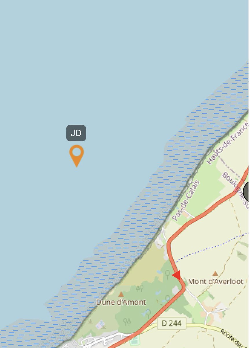 Julien getting close to land 🙌

🔗 enduroman.com/live-tracking