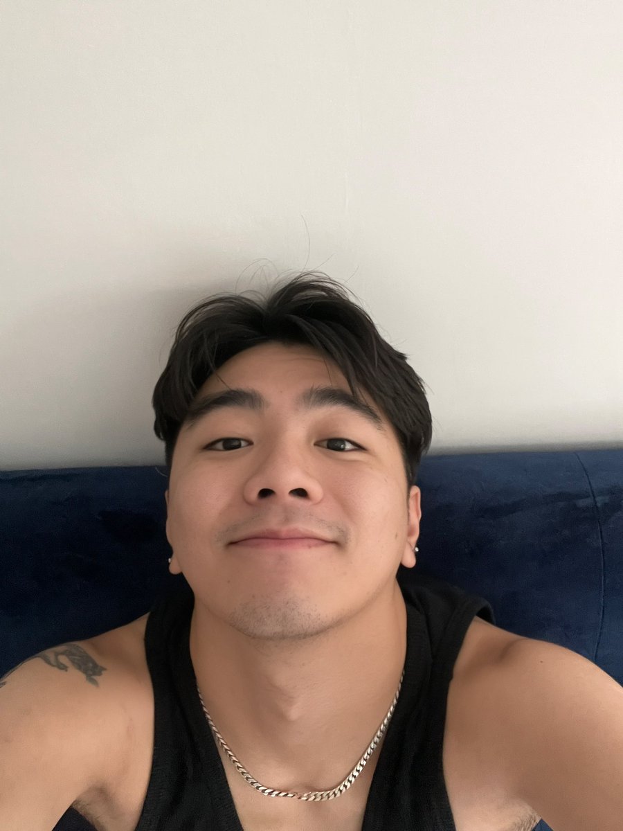 playing valo ranked twitch.tv/zavlor