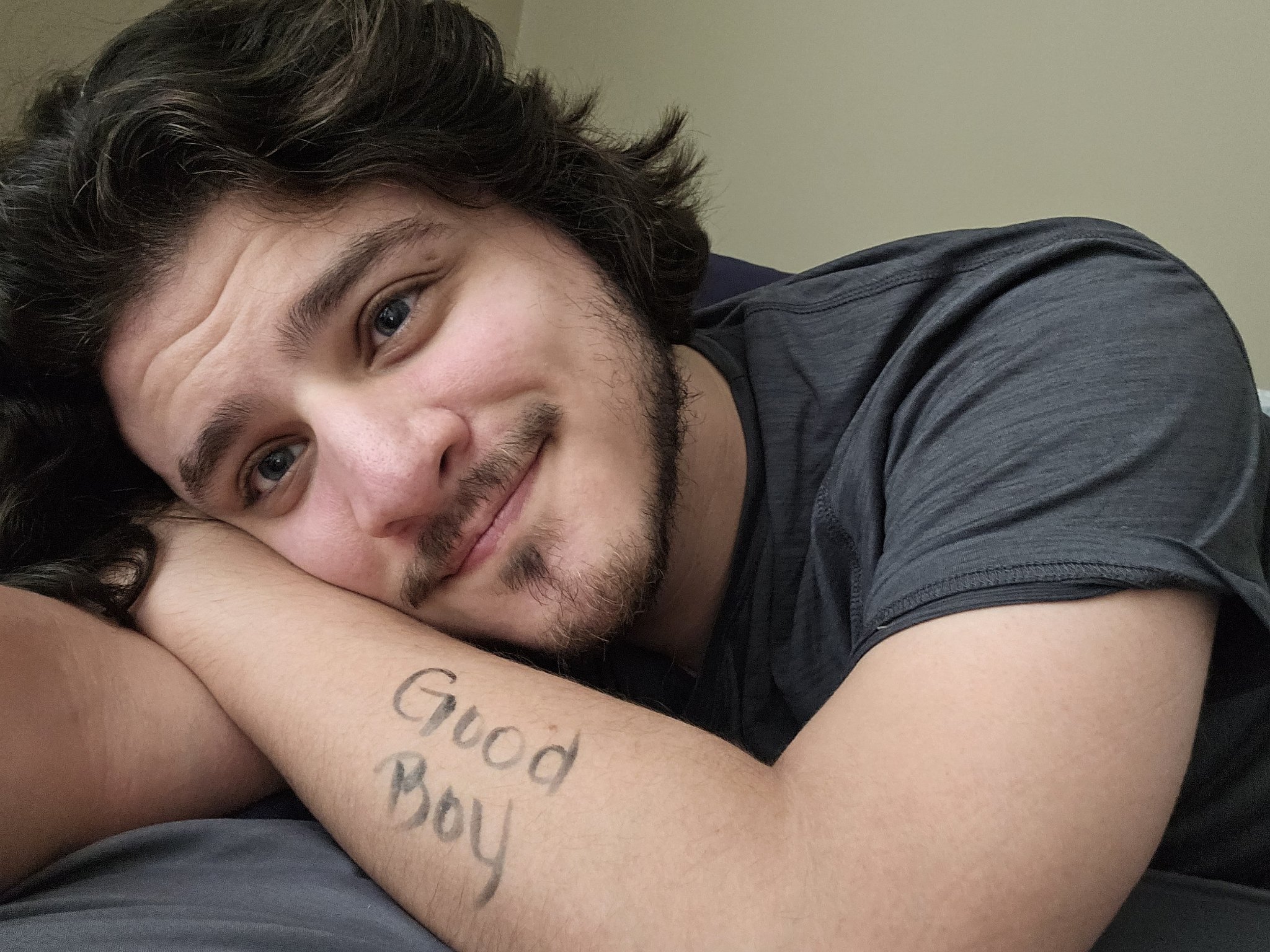 1 pic. I'm a good boy ☺️ https://t.co/wyRW9e0B6b