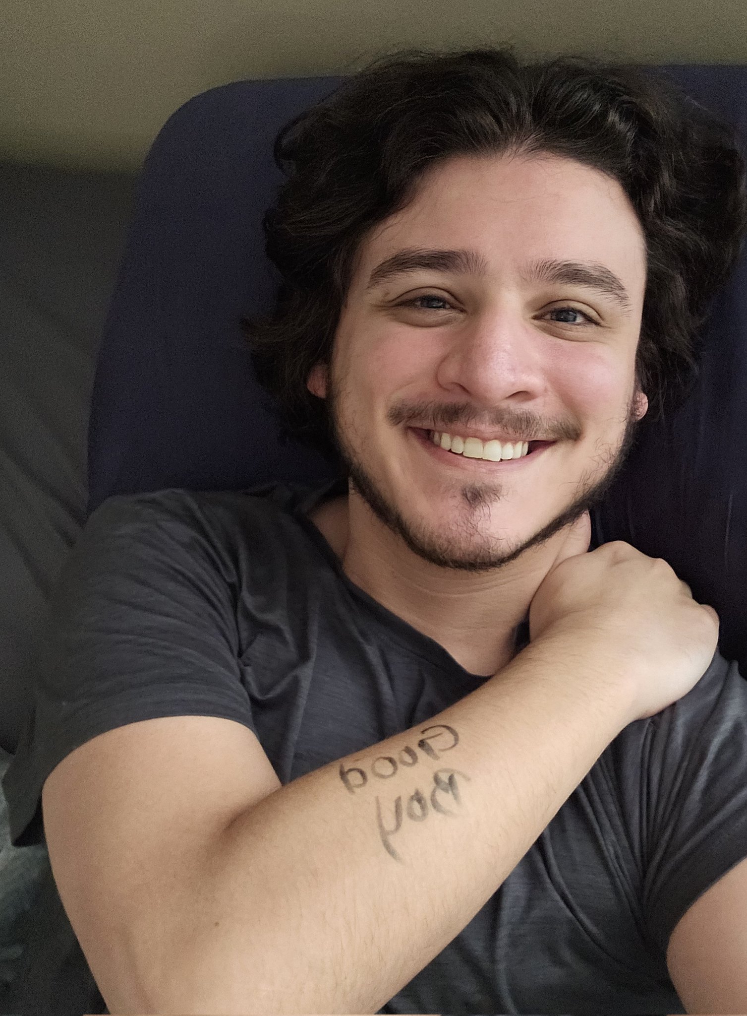 2 pic. I'm a good boy ☺️ https://t.co/wyRW9e0B6b