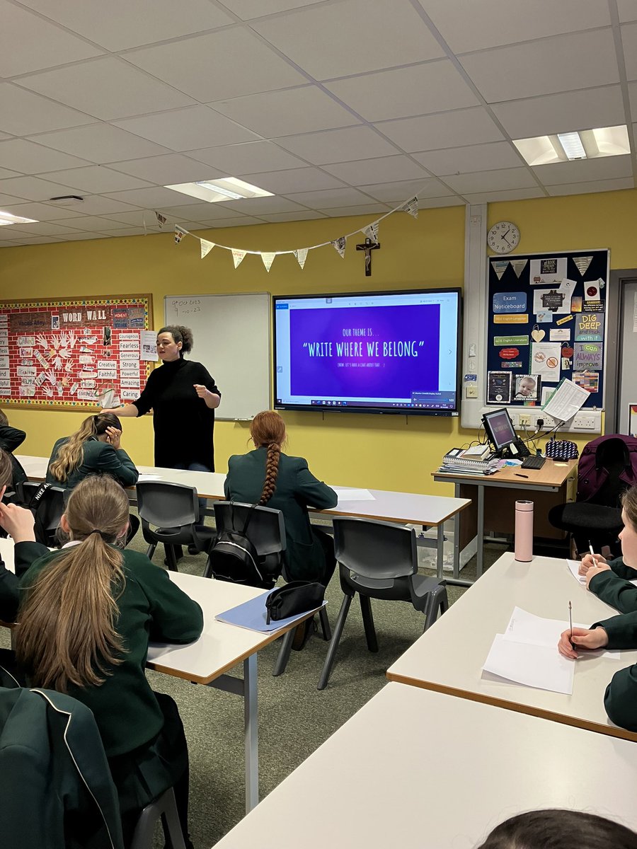 It was lovely to welcome Abby Oliveira to our school this afternoon. 10 Courage enjoyed designing their poetry passports and creating their first group poem. We are excited about the opportunity to work with Abby to create pieces for the Poetry in Motion project.
