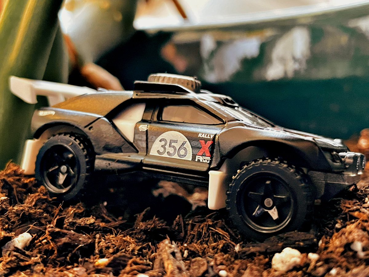 DiecastDigest's tweet photo. Went off-roading, took the scenic route. 

Hot Wheels
Rally Champs
Sand Burner 2/5 https://t.co/cfn8Mp5sY2