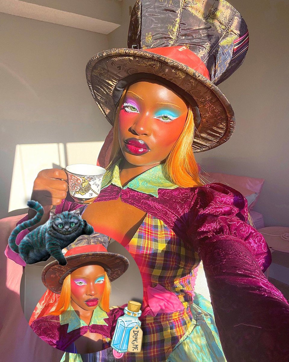 isabellepiink's tweet photo. all the best people are crazy 🐇🧵🫖 https://t.co/Y5jZstyMbe