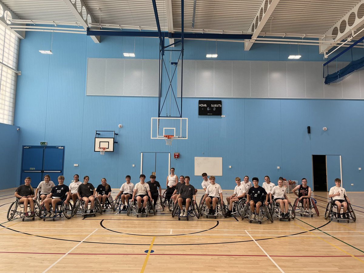 MintridgeFDN's tweet photo. We had a special afternoon working with the @oundleschool Sports Scholars for their Wheelchair Basketball programme with @sarahlhope!
Comfort zones, perseverance and teamwork skills were all put to the test today.
Thank you for a brilliant day @OundleSport!
#SportingRoleModels https://t.co/tgyEzbvTvL