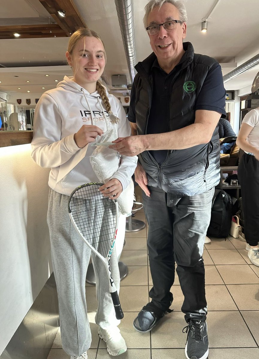 Robyn Mcalpine tweet media