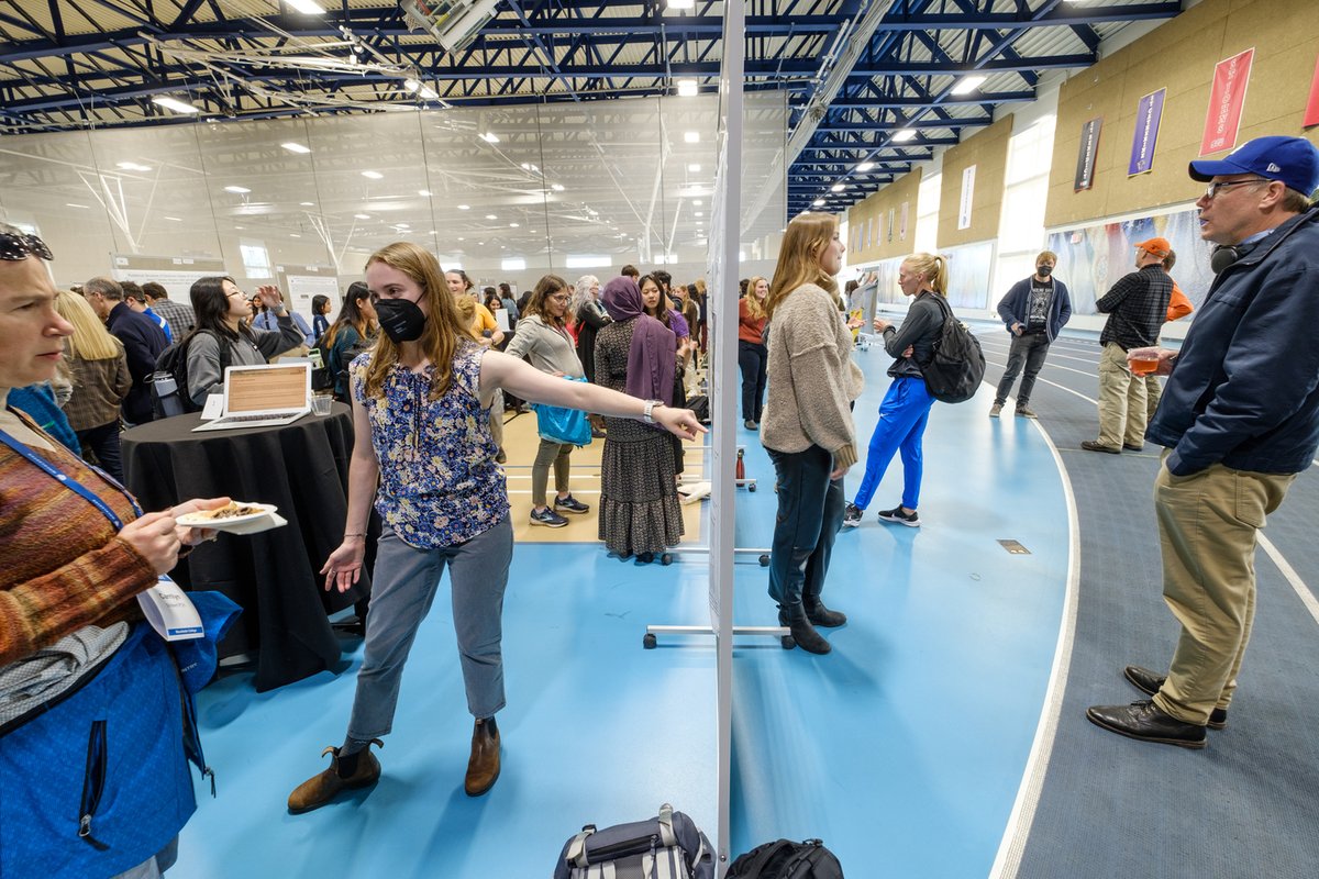Macalester College tweet media