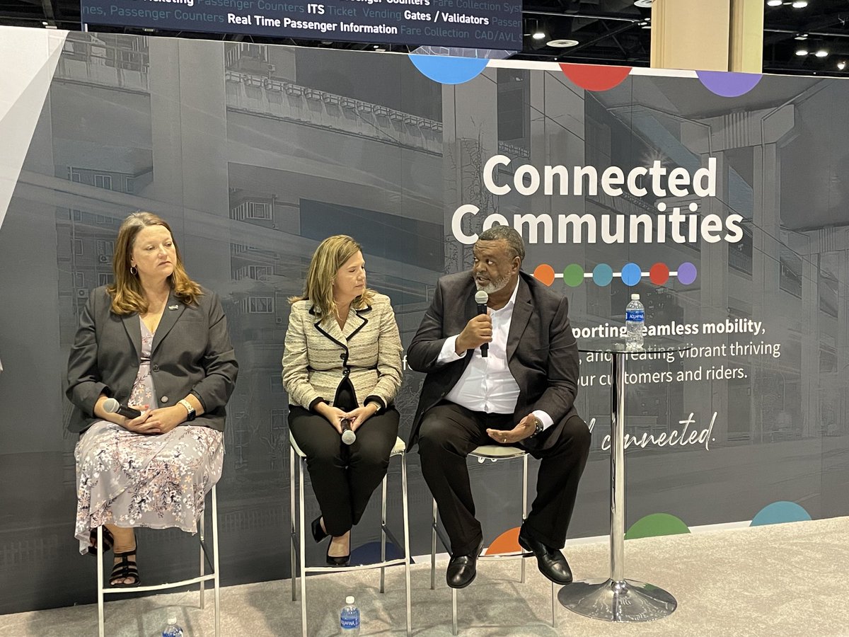 cindytransit's tweet photo. CEO Frank White III participated in a panel of new CEOs at APTA’s Transform conference. Sharing challenges and opportunities for public transit. https://t.co/PfIOAjB5DE