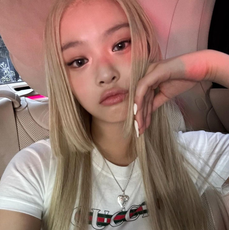 ♪﹒ 🍓﹒ /yeritos ⌆ tweet media