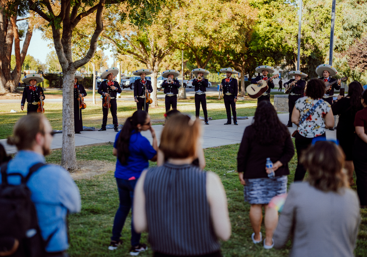 CSUBakersfield's tweet photo. As #OUTober continues, #CSUB was visited by the worldโs first LBGTQ mariachi band, @mariacharcoiris, last week for a special performance on the Student Union Patio ๐
๐ธ: EJ Medellin
#ICYMI: View the calendar for the complete list of events!
https://t.co/JMGeJnBFpf https://t.co/Ceu2sj7Ha6