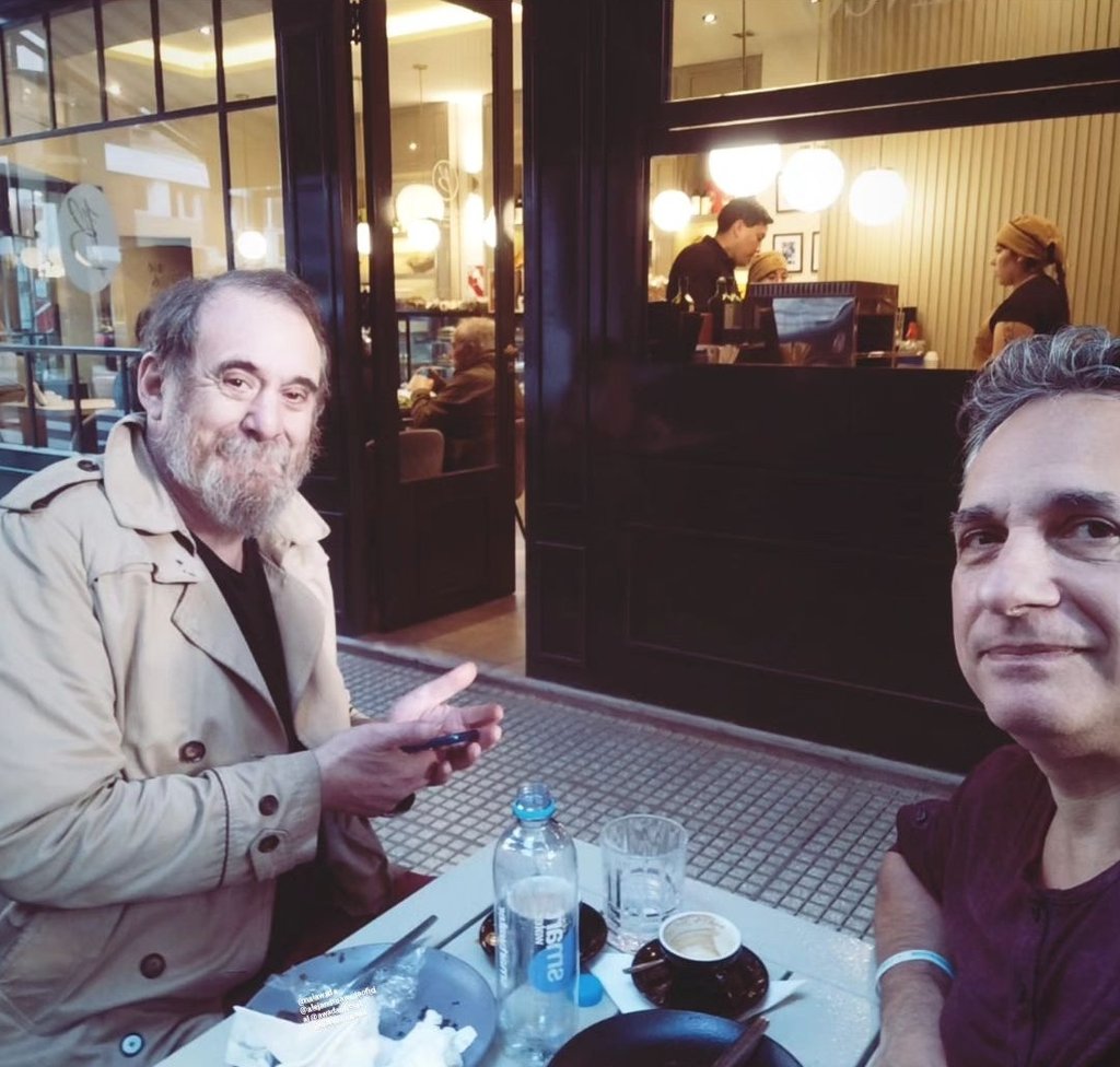 silvaproduccion's tweet photo. Café con amigos...Tan Buenos Aires. Café con Awada. Familia. Padrino. Actor. #alejandroawada #pablosilva #buenosaires https://t.co/YjqpIcyPeL