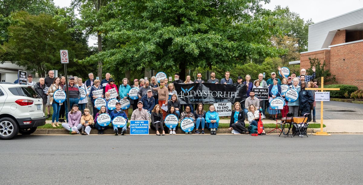 40daysforlife's tweet photo. 13 days into our fall campaign! ๐ Embracing the season of new beginnings. Let's stay committed, keep up the good work, and fight for the voiceless! ๐ช #FallCampaign https://t.co/S3ZqtJRzRI