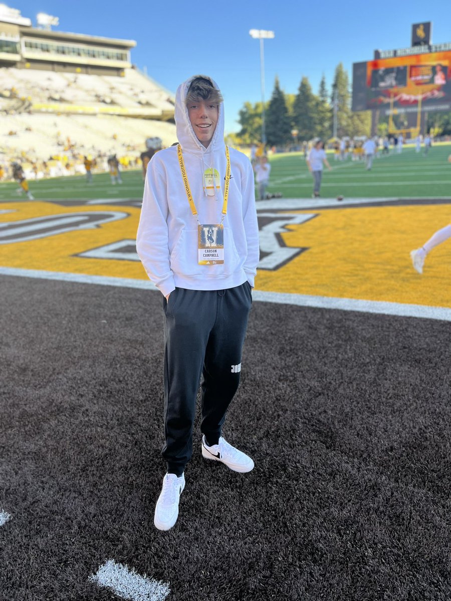 CarsonCam10's tweet photo. Thank you to @wyo_football for having me for a game day visit! It was an awesome environment and a great win!
@CoachBHen @samantha_patten @WyoFBRecruiting https://t.co/yEzril1cqH