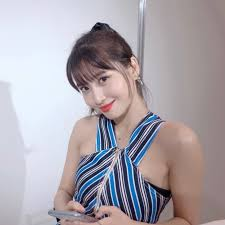 I wonder what they'd talk about if they had all the beautiful women in the world in one group.