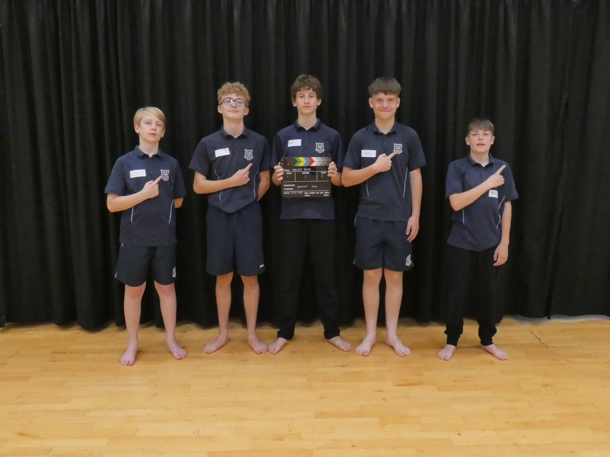 A big thank you to the leaders from Endurance @matravers_dance for inspiring the next generation of boys dancers during todays workshops @MatraversSchool See you in Feb on the big stage @WiltsSport @Apple_Supply @the_dance_lady #lightscameraaction #wwdf