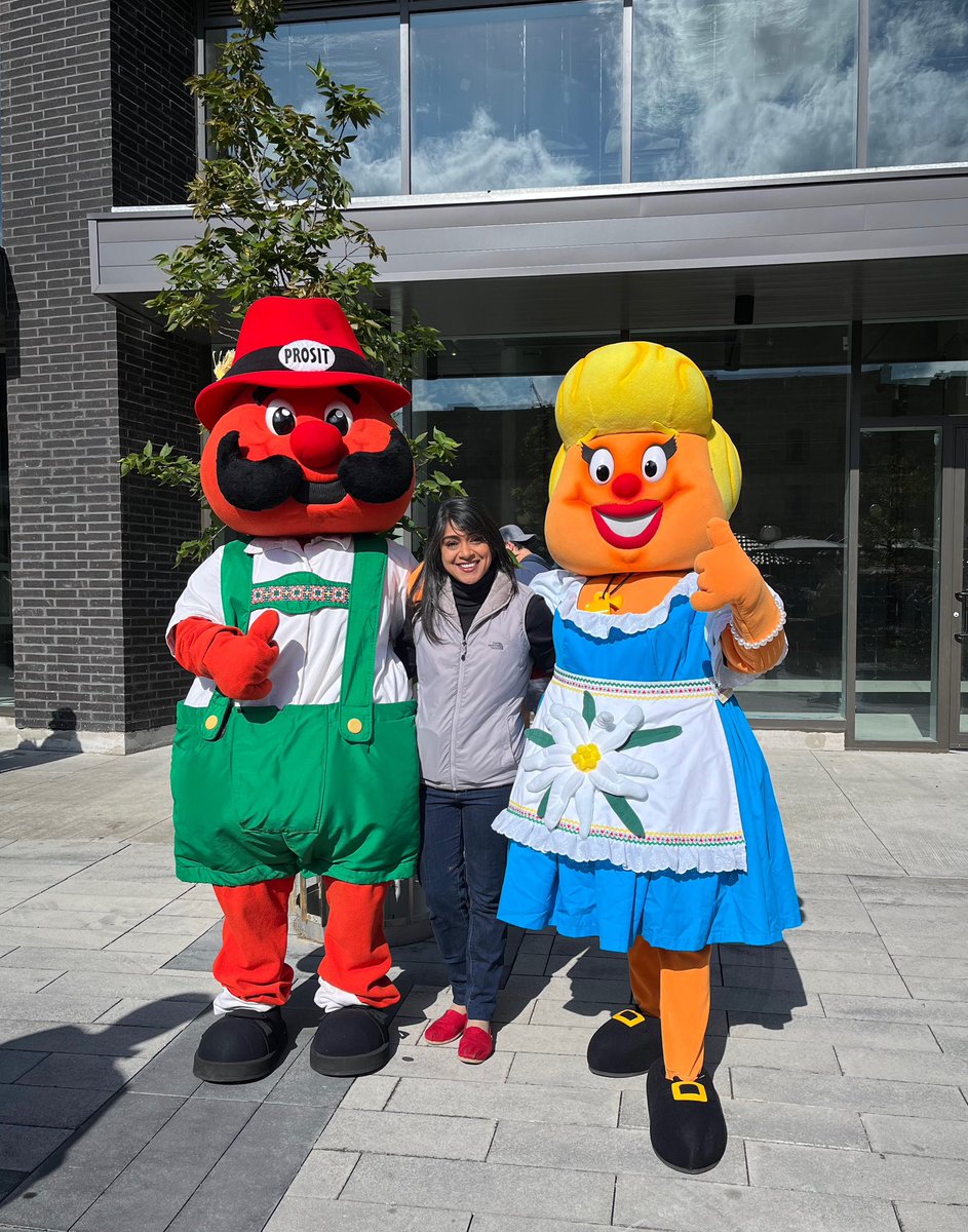 It’s that time of year when #KWawesome celebrates K-W #oktoberfest. One of the highlights of this festival is the Thanksgiving Day Parade. I’m #givingthanks for and to our community — I appreciate you and your efforts. Happy Thanksgiving and Happy Oktoberfest! Keep well and safe.