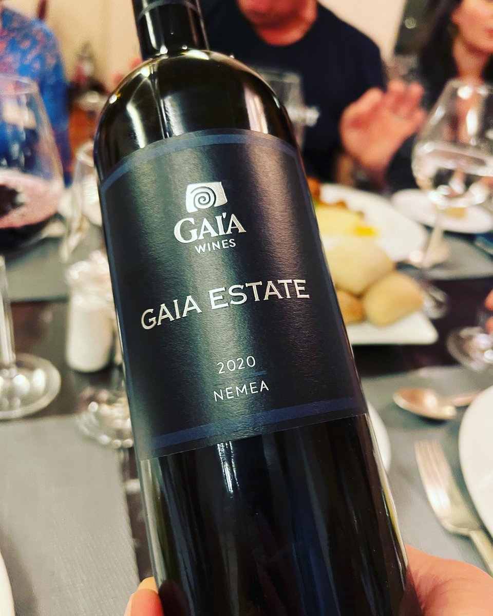bonkowskimw's tweet image. I first met Yiannis Paraskevopoulos of Gaia Estate in 2001. Today he held a dinner in Nafplio with his new vintages and he was exactly the same: cutting-edge knowledge. relentless questioning, endless new ideas. A Greek wine 🇬🇷 institution. 
#mastersofwine #mwpeloponnesetrip