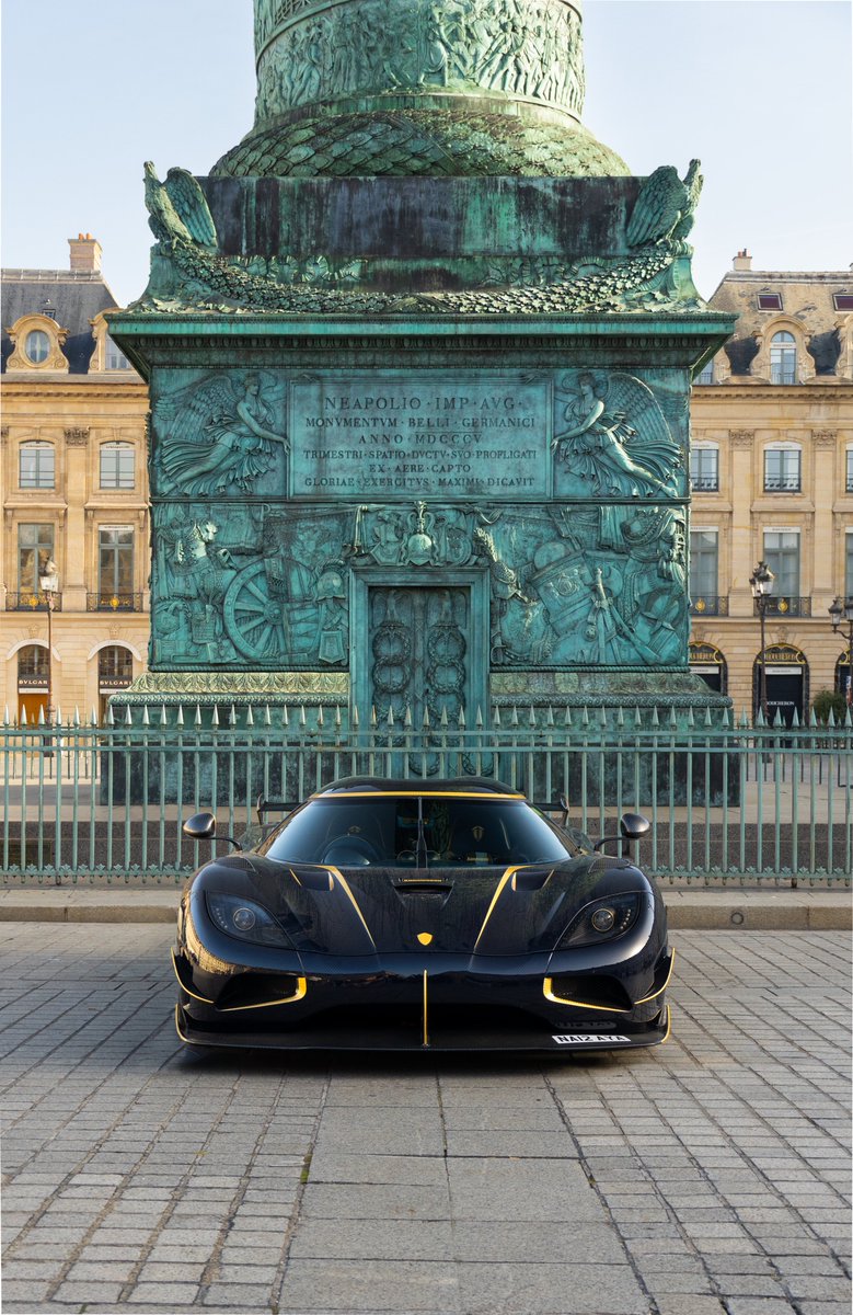 LaMontre18's tweet photo. Koenigsegg Agera RS NARAYA 

Quoi de mieux que la Place Vendôme pour y shooter une hypercar ornée d'or et de carbone https://t.co/0RMWrO91Z3