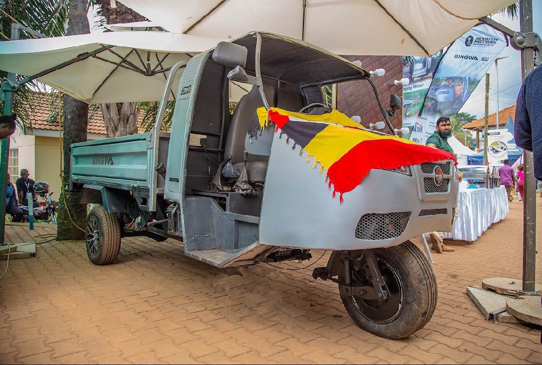 Mugibson's tweet photo. H.E @KagutaMuseveni later officially launched the #Bingwa 3-in-1 wheeler as #MadeInUganda by @KevotonMotions with support from @STIsecretariat.

The solution was launched during the #UgAt61 celebrations in Kitgum &amp; is set to revolutionize agriculture, irrigation in particular. 👏🏾 https://t.co/4rSxJxCdud