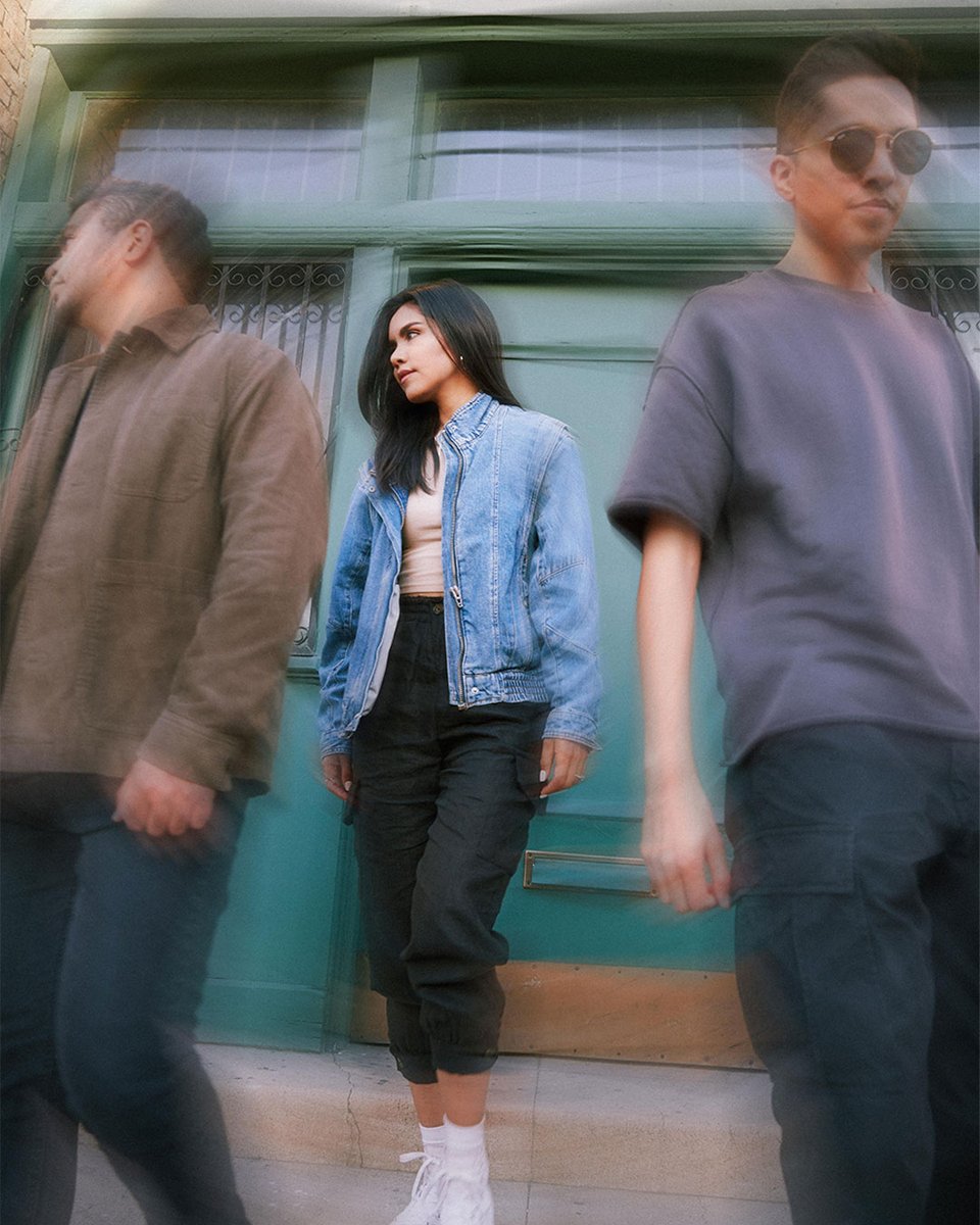 Implossion's tweet photo. Cada vez más cerca del lanzamiento de nuestro nuevo E.P. titulado Nada Es Igual ❤️‍🔥 Ya le dieron pre-save en Spotify? 🤘 Haz clic aquí para agregarlo a tu biblioteca ahora: https://t.co/OknjcUVA7B https://t.co/wdu0FrbgBu