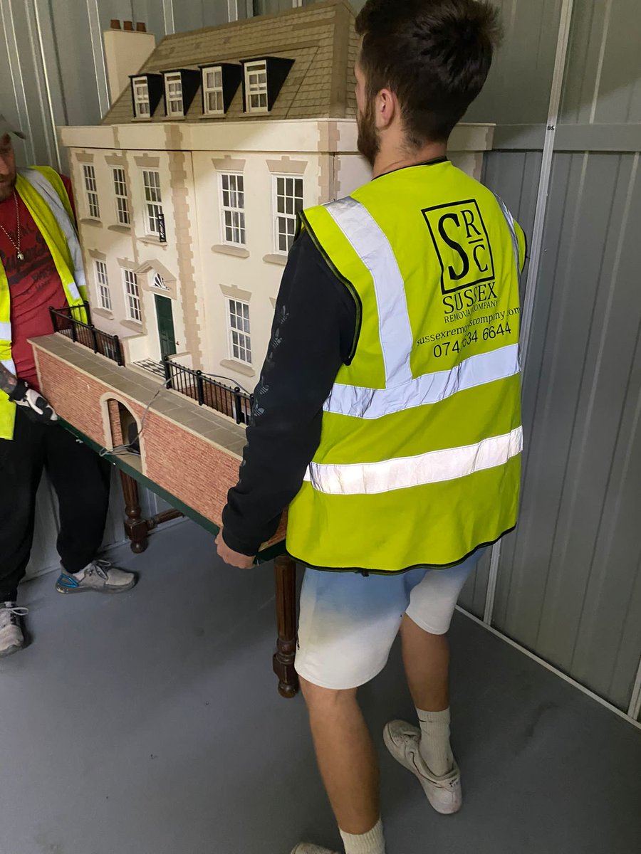 susssexremovals's tweet photo. Man &amp; van £35 hr
Priced per hour or per move!

House Moves 
Storage Available! 

Eastbourne/Brighton 
0741 534 6644 
#Houseclearance 
#Removals #manandvan #housing  #commercial #visiteastbourne #thebestofeastsussex #Eastbourneremovals #brighton
#motorbikemoves #packingboxes https://t.co/pd1JTWE9Jp