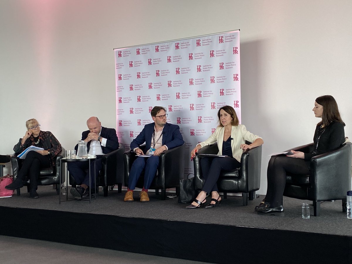 ⁦⁦<a href="/liambyrnemp/">Liam Byrne MP</a>⁩ and ⁦<a href="/pollytoynbee/">Polly Toynbee</a>⁩ on the lessons of #surestart in combatting child poverty - how to enshrine innovation in modern institutions that endure ⁦<a href="/Innovation_Unit/">Innovation_Unit</a>⁩