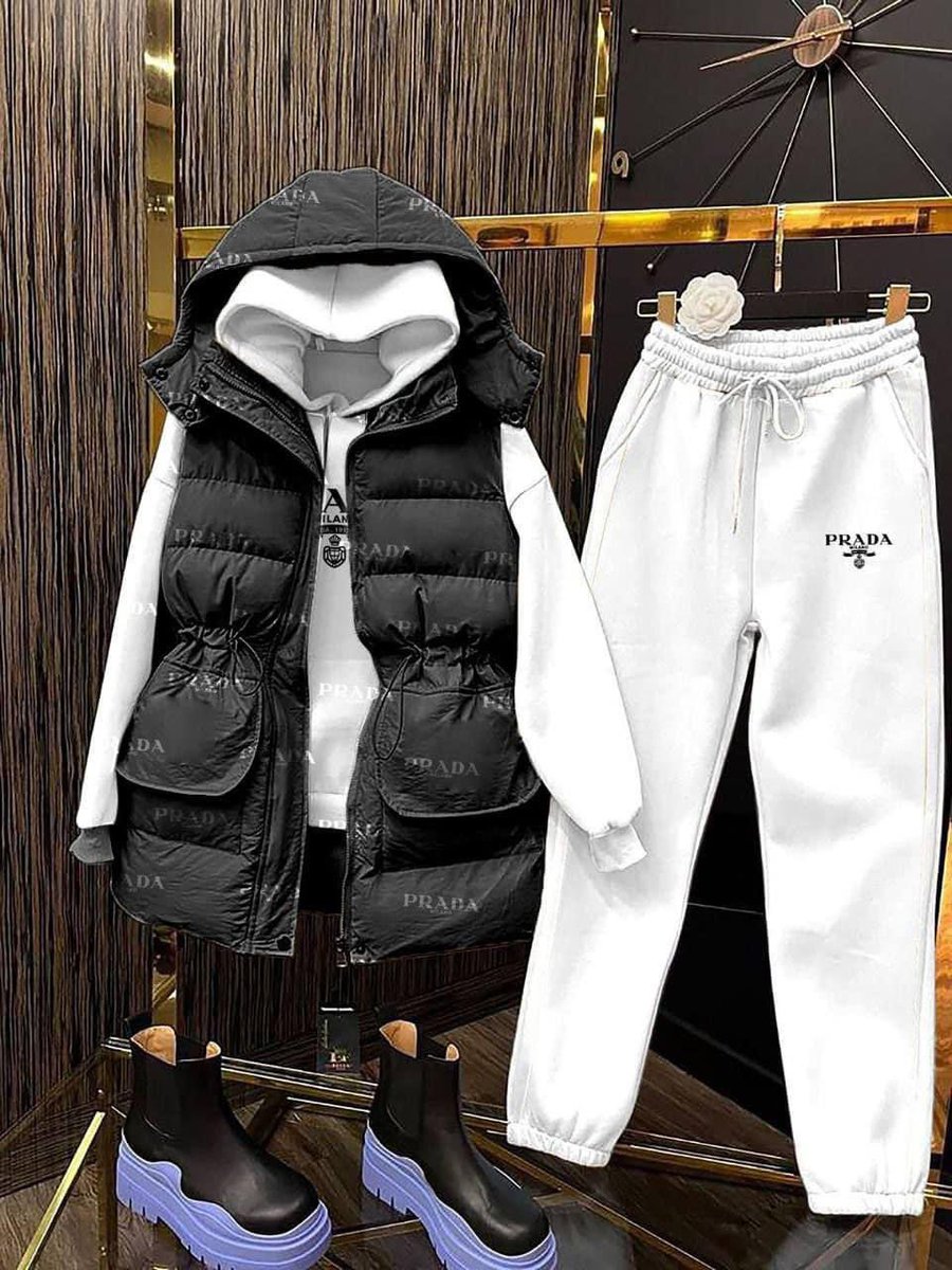 Prada 3’lü Takım
S-M-L
1999₺
İletişim: DM