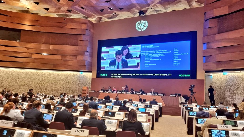 h_constant's tweet photo. Venezuela 🇻🇪 presente en 74° Comité Ejecutivo del Programa del Alto Comisionado de Naciones Unidas 
para @Refugees. Además de intervención nacional de principios, ofrecimos importante declaración en nombre del Grupo de Amigos en Defensa de la Carta ONU. https://t.co/BbzQDiD7dh
