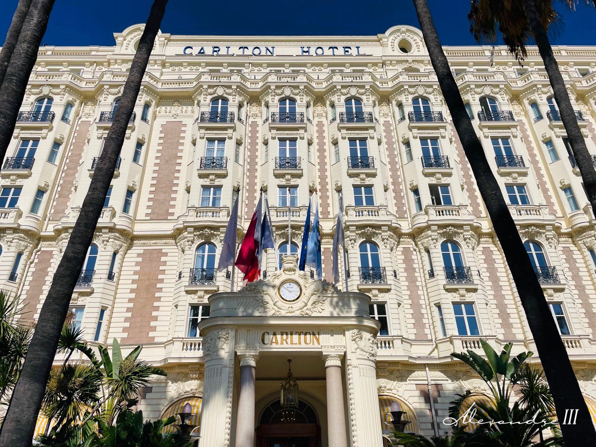King. 

#CarltonCannes #hotelcarltoncannes #cotedazurfrance #palace #luxe #cannes2023 #visitcotedazur #visitcannes #king #brother #confrere #hoteliers