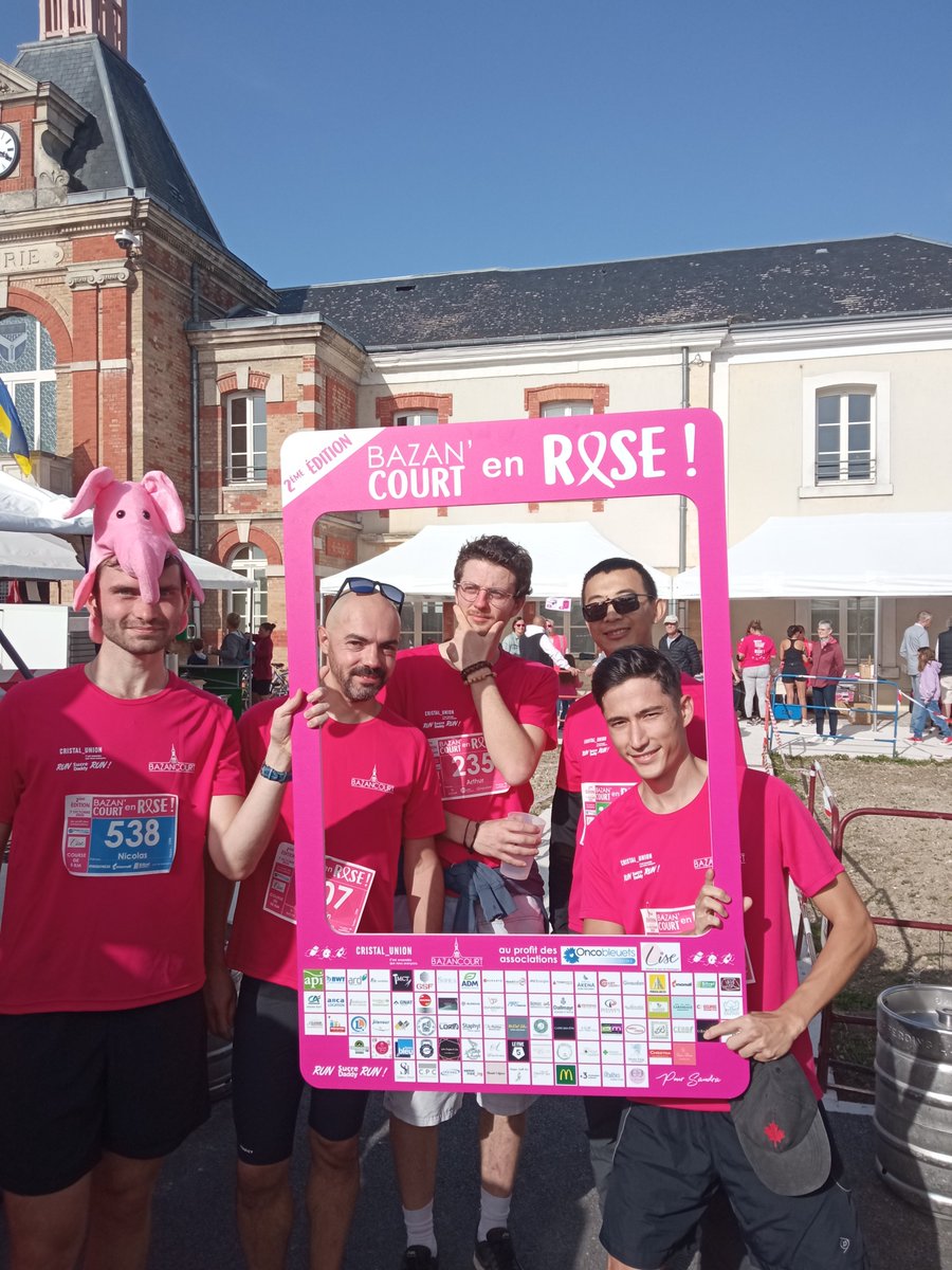 [#octobrerose2023 - #science et #sport] 

Et voici quelques-uns de nos supers chercheurs coureurs🏃‍♂️ qui ont tout donné ce 7 octobre pour la seconde édition de #bazancourtenrose ⬇️

#CEBB fier d'être sponsor de cet évènement. 

#engagés #communauté