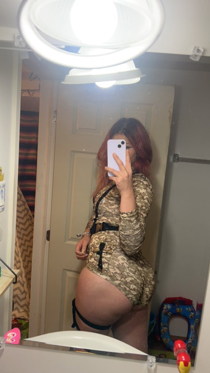 njcholee's tweet image. big booty thread?