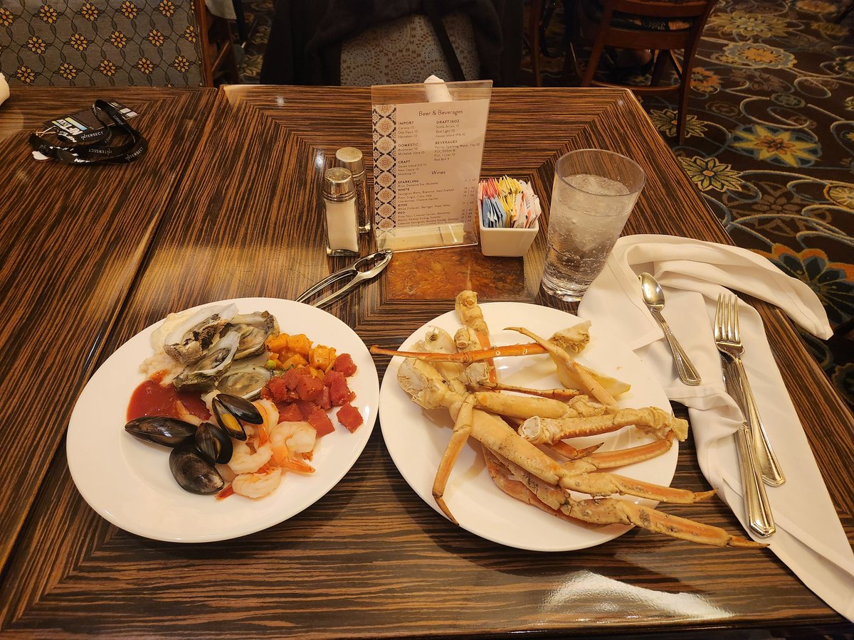 I apologize to my community, especially my <a href="/Winged_Warrior/">Winged Warriors</a> #WingedFam
I got sick in Vegas and spread it to my family. I haven't had time to put together all my shout outs &amp; content from @NFTxLV 
I hope to get it done by Fri. 
Much love &amp; thx for ur patience!