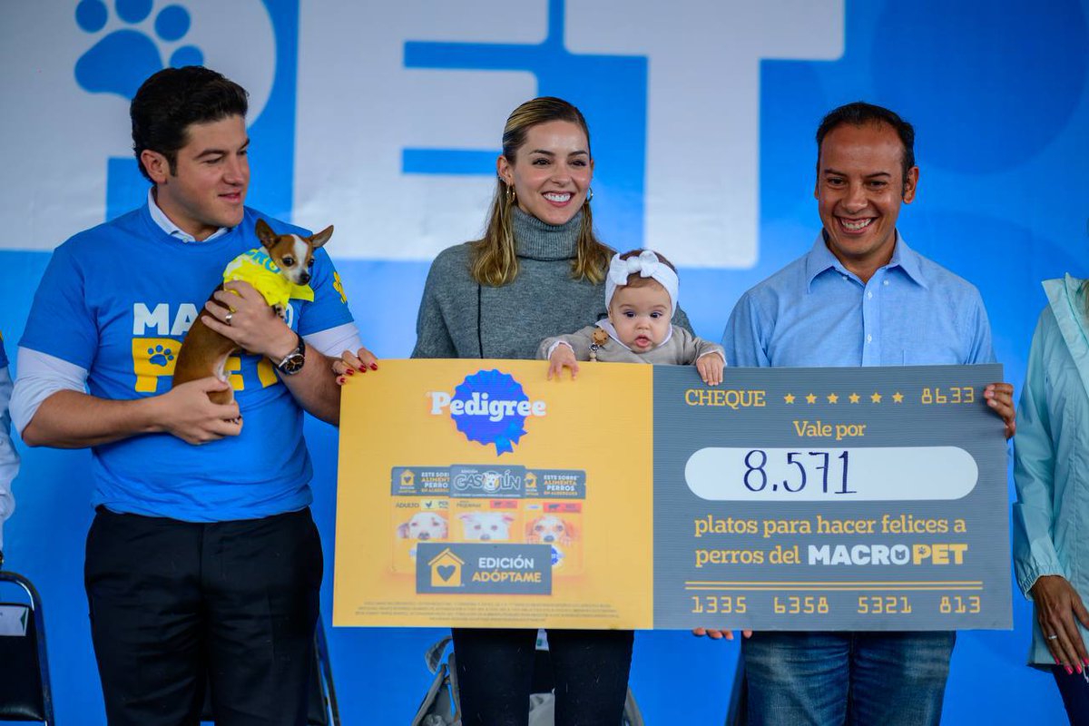 nuevoleon's tweet photo. Así vivimos la primera edición del #MacroPet, gracias a todas las familias que nos acompañaron en esta gran fiesta para todas nuestras mascotas. 🐶🐱✨💙 https://t.co/2b1GExfDhj