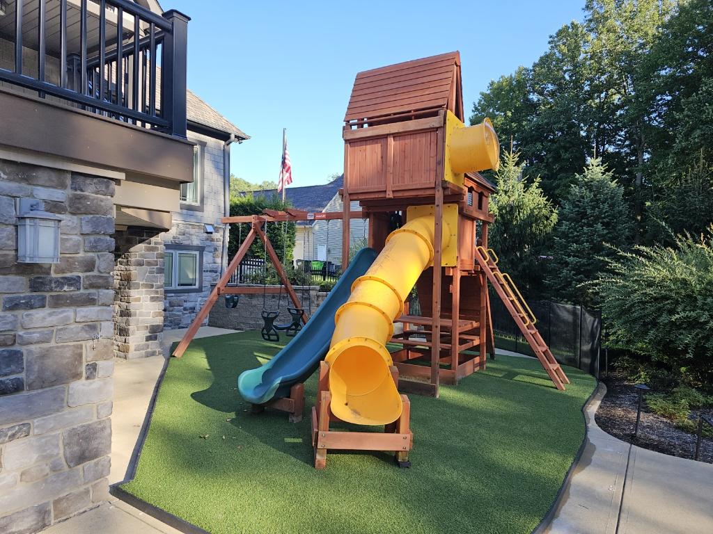 WoodplayPlayset's tweet photo. Woodplay allows you and your family to build your own backyard paradise! Learn more here: https://t.co/cZk8DjvxRs

Installation by: @playgroundworldofficial

#Woodplay #Swingsets #Playsets #JackandJune #Swingset #Playset #Family #Play https://t.co/rU9GfkRWXy