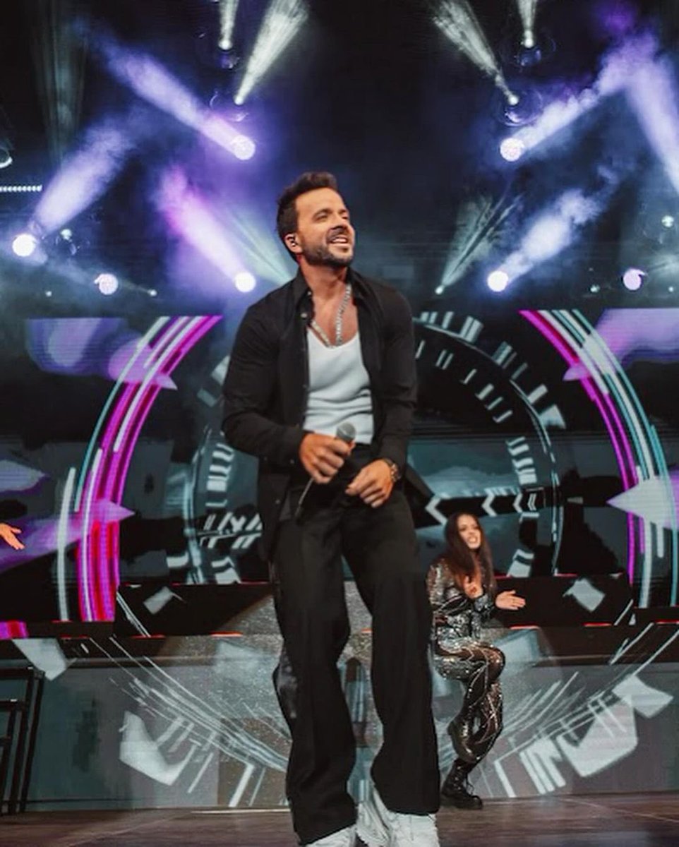 Luis Fonsi tweet media