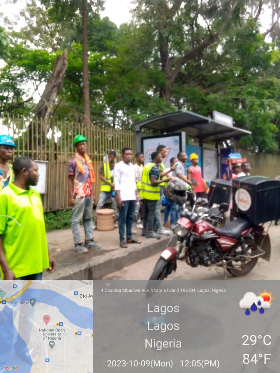 Onsogbu's tweet photo. Operation #ZeroToleranceToStreetTrading and Hawking commenced today in Ikoyi , Lekki, and Victoria Island by the Ministry of Environment and Water Resources Special Task Force for Ikoyi, Lekki and Victoria Island.

#CleanerLagos https://t.co/pvOhTyx0z4