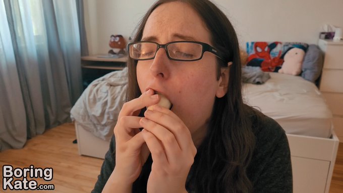 I just posted a short video of me eating a banana to all my subscription pages. For anyone who doesn't