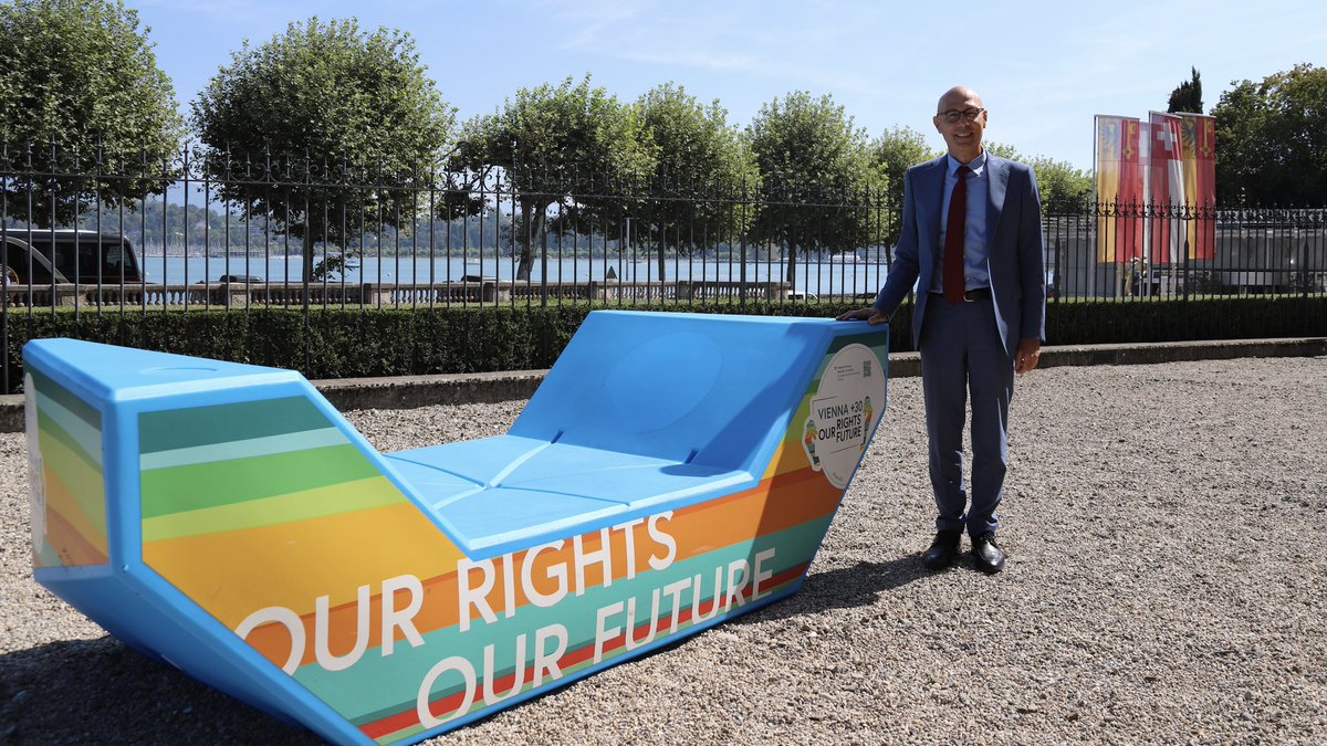 Vienna, this seater marking #Vienna30 made its way to Geneva to commemorate #HumanRights75. Key anniversaries reminding us that human rights are the greatest binding force to our shared humanity & are the roadmap to overcoming today’s challenges