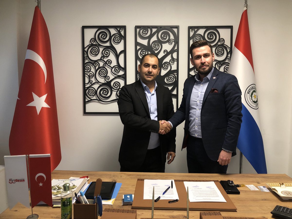 sevketalakoc's tweet photo. Faisth Travel Agency Yönetim Kurulu Başkanı kıymetli dostum Metin Karakoca ile Yurtdışı Ticaret ve Yatırım Formu İş Seyahatlerimizde partnerlik sözleşmesi imzaladık. Hayırlı olsun @metinkarakoca57 @alakocgrup @BalkanTercume https://t.co/z5DAr9VJi7