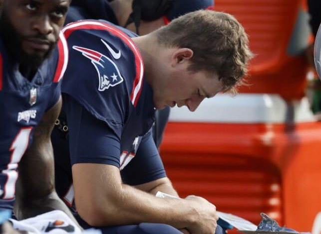 Savageboston's tweet photo. For the Mac Jones defenders: 

Patriots wide receivers averaged the least amount of separation on targets in the NFL (3.1 yards) 

The offensive line has a pass block win rate of 39.7%, the worst in the NFL. https://t.co/PSjkiEvKJj