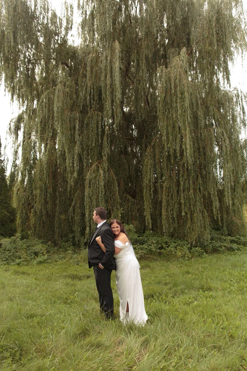 LewisMenelaws's tweet photo. Got married last month. Best day of my life. ❤️ https://t.co/oqH1wR1llW