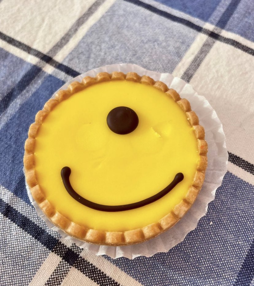 Hüben / Drüben
Alles Schall und Rauch
Alles wichtig unwichtig
Im grossen Ganzen