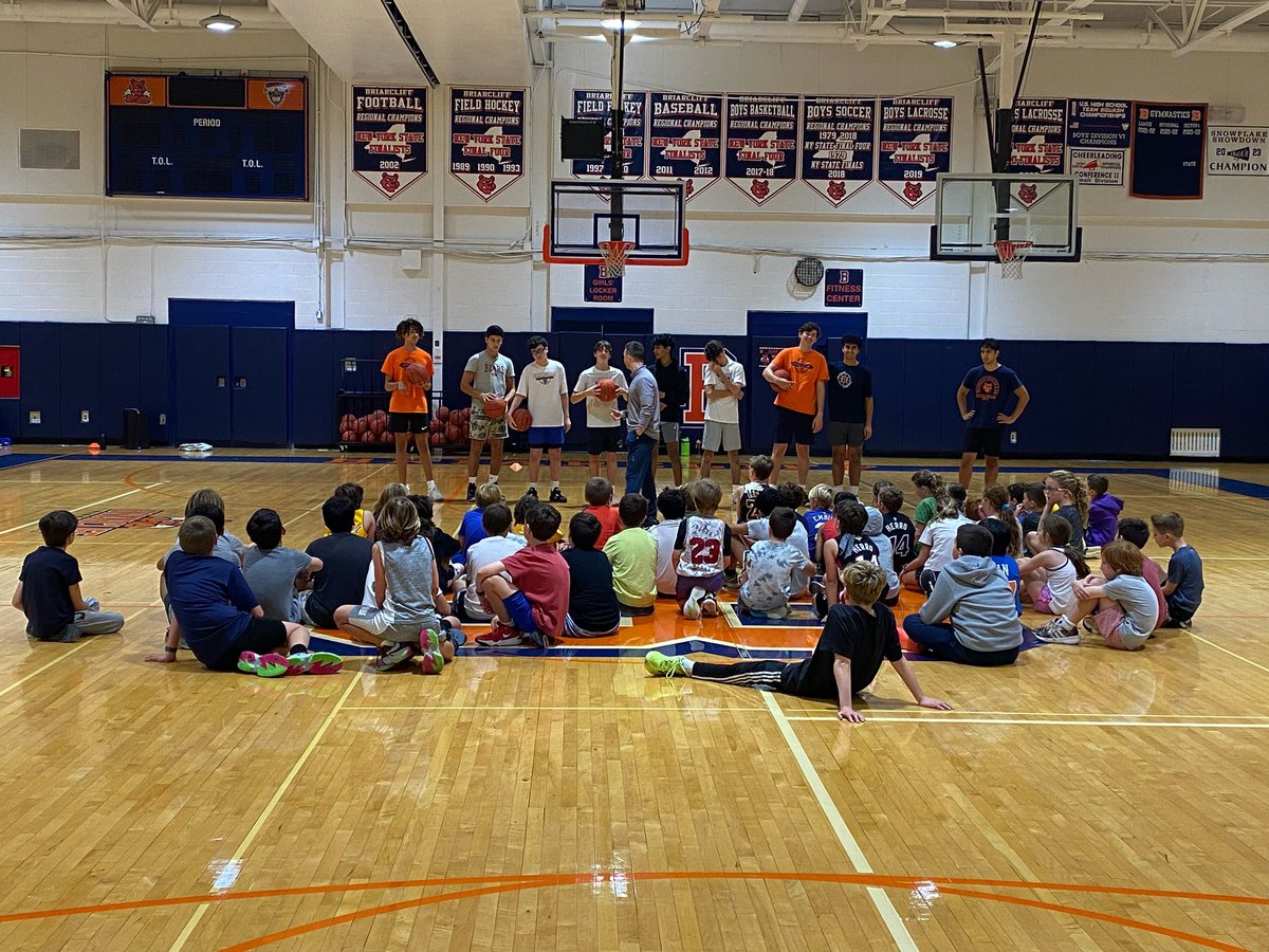 Briarcliffbball's tweet photo. Great day at our Columbus Day Clinic! Go Bears! 
@Bcliff_6th_man @cdrops3 https://t.co/56DFuYgvC6
