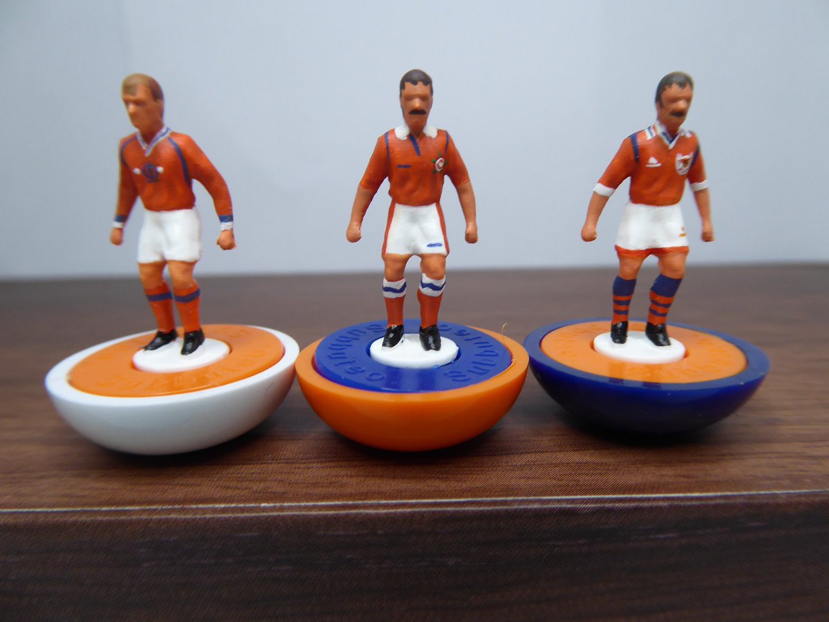 helcol123subbu1's tweet photo. Can you guess which seasons the Blackpool FC kits in my @helcol123subbu1 subbuteo figures are from? Answers tomorrow Tangerines fans. @MuckersThe @BFC_125_News @_INOIT @fielding_tam @KnightTangerine @utmp_ @BlackpoolST #bfc @BackHenryStreet #tangerines #upthepool #seasiders https://t.co/FGA7t3HpuZ